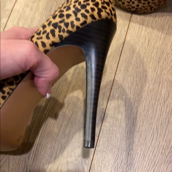 NWOT BCBG calf hair heels - Picture 4 of 7
